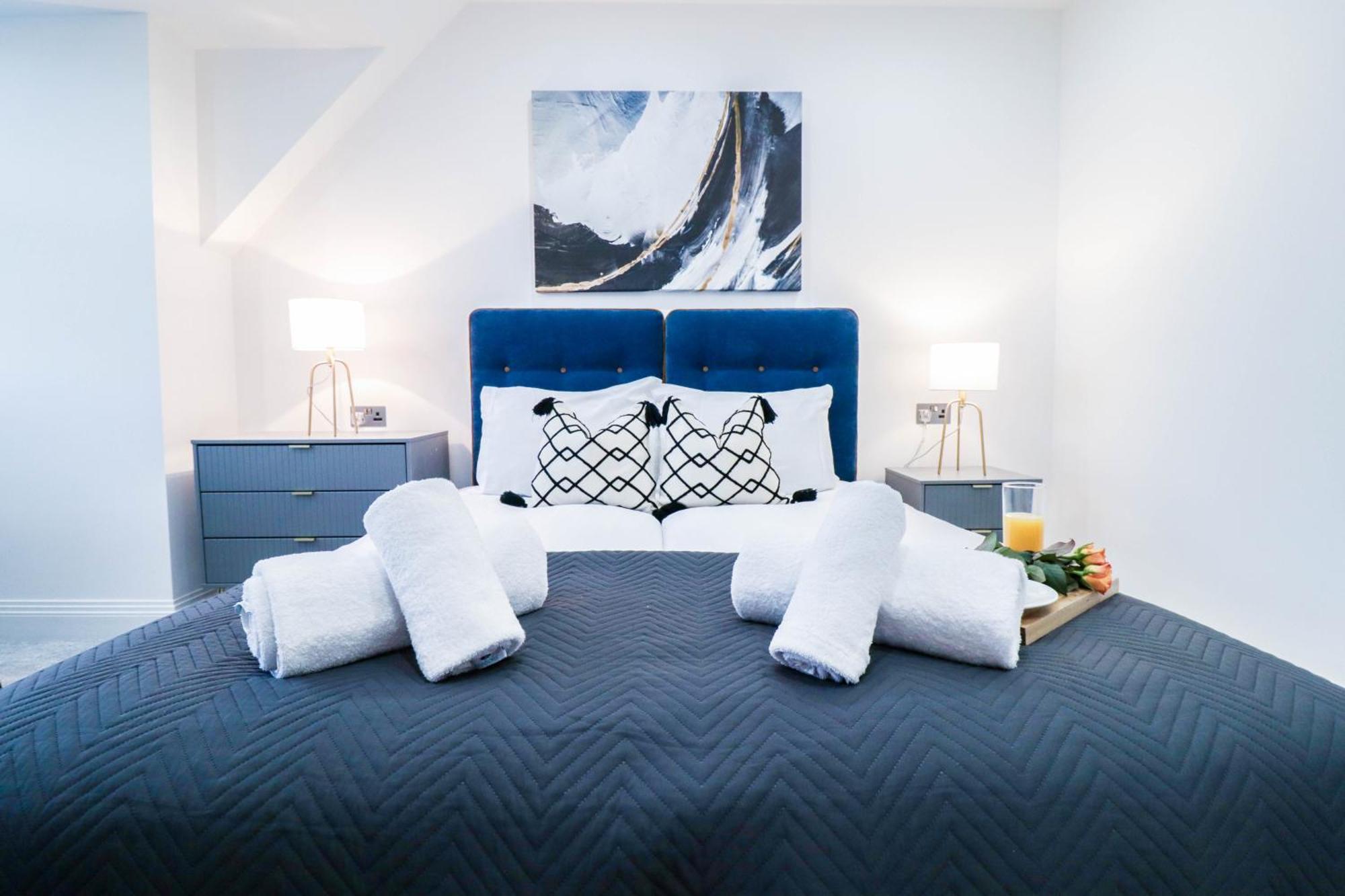 Elegant Apartments In Staines L Free Onsite Parking Staines-upon-Thames Exteriér fotografie