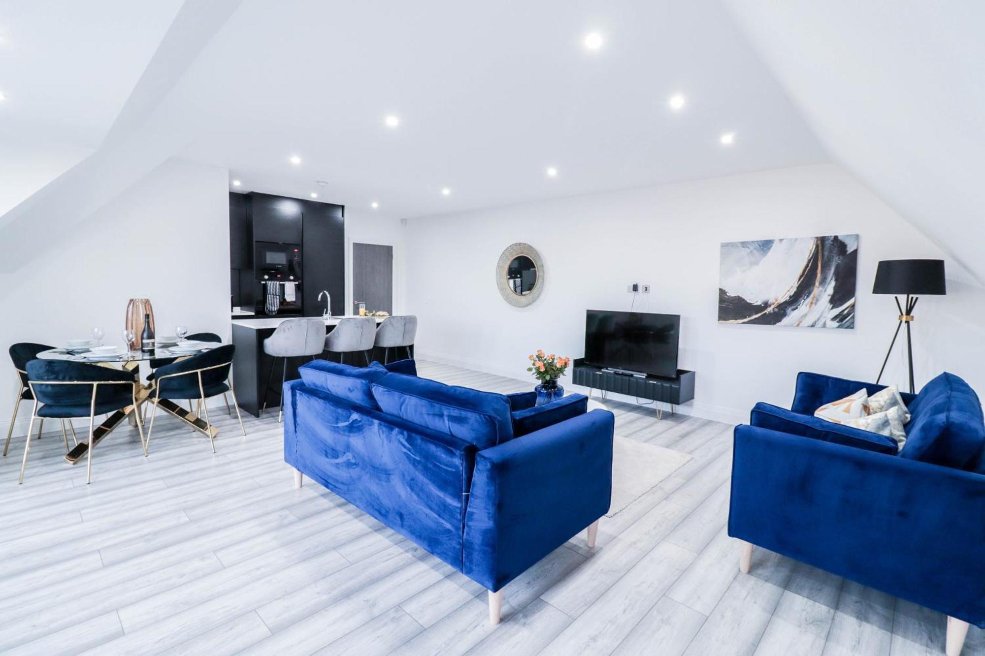Elegant Apartments In Staines L Free Onsite Parking Staines-upon-Thames Exteriér fotografie